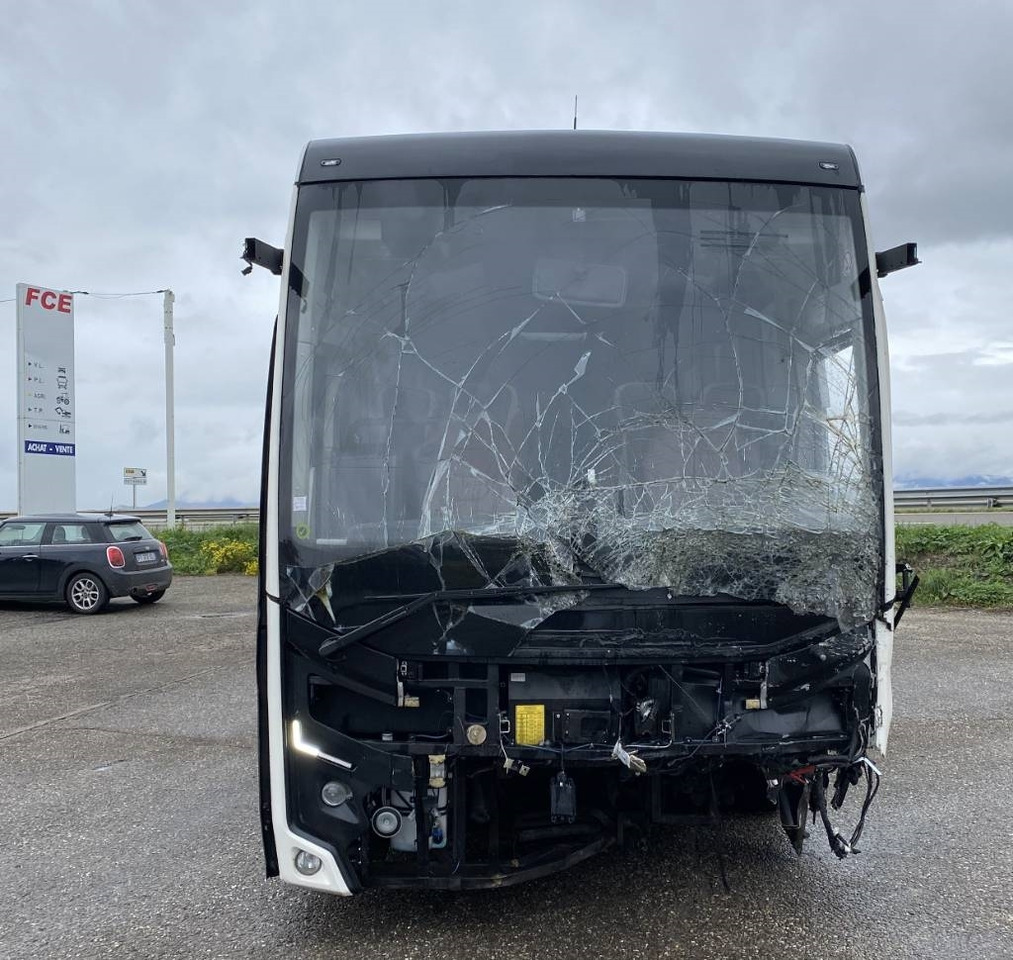 Otokar ULYSO-T Cummins e6/316Ps endommagé - 대형 버스 : 사진 2 Otokar ULYSO-T Cummins e6/316Ps endommagé - 대형 버스 : 사진 2