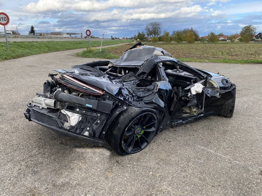 Porsche 911 GT3 RS (991) 4.0i 520 PDK7 Pack WEISSACH/RS - 차량 : 사진 4 Porsche 911 GT3 RS (991) 4.0i 520 PDK7 Pack WEISSACH/RS - 차량 : 사진 4