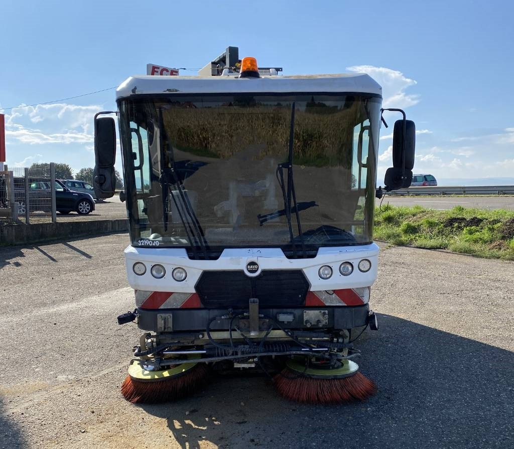 Ravo CR 540 Euro6 Certificat CE / Origine Française - 빗자루 : 사진 2 Ravo CR 540 Euro6 Certificat CE / Origine Française - 빗자루 : 사진 2