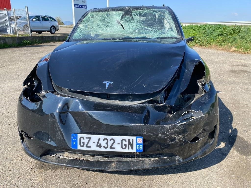 세단 Tesla Model Y RWD/Origine Française endommagée : 사진 11