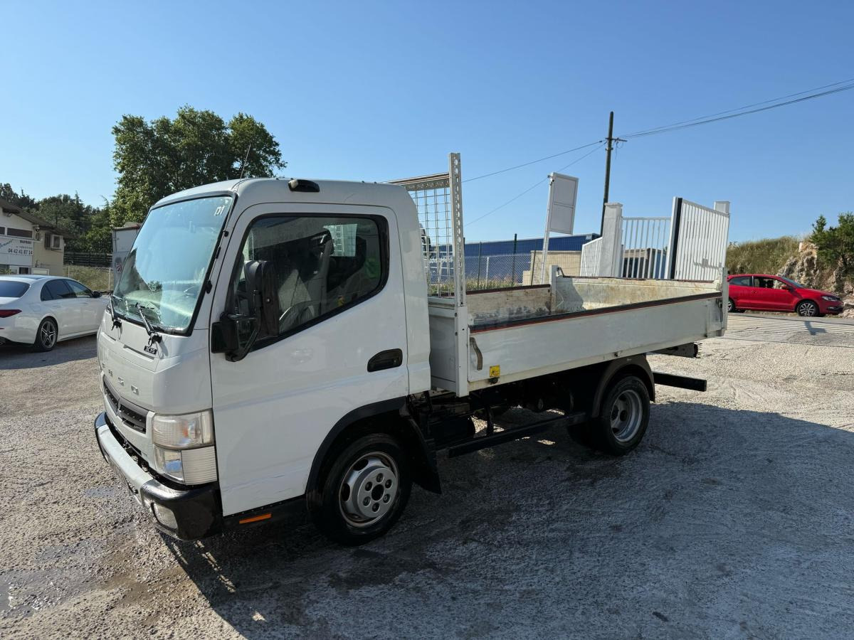 Mitsubishi Fuso Canter 3C15 - 덤프 밴 : 사진 4 Mitsubishi Fuso Canter 3C15 - 덤프 밴 : 사진 4