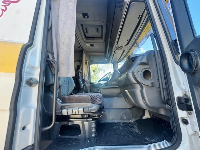 트랙터 유닛 Scania R460 V8 : 사진 6