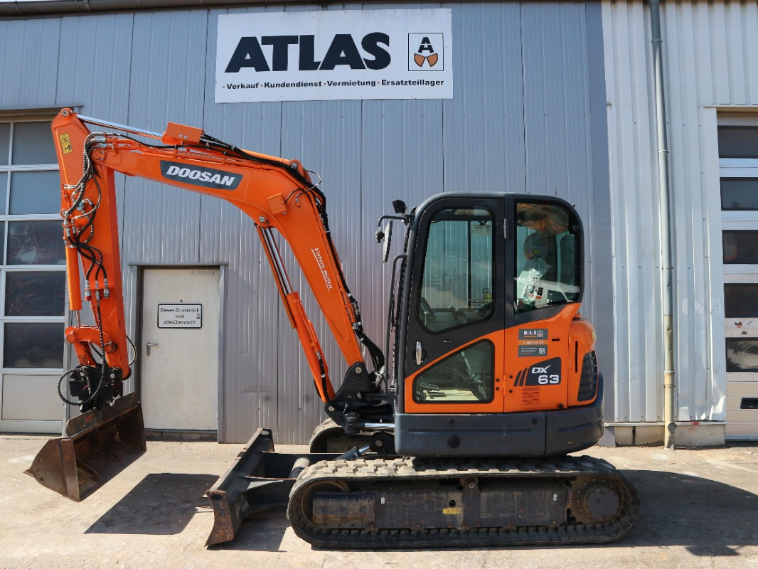 Doosan DX63-3 - 미니 굴삭기 : 사진 2 Doosan DX63-3 - 미니 굴삭기 : 사진 2