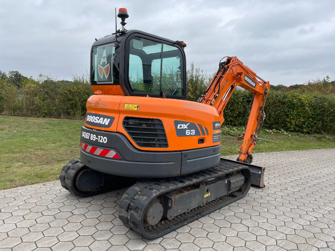 Doosan DX63-3 - 미니 굴삭기 : 사진 2 Doosan DX63-3 - 미니 굴삭기 : 사진 2