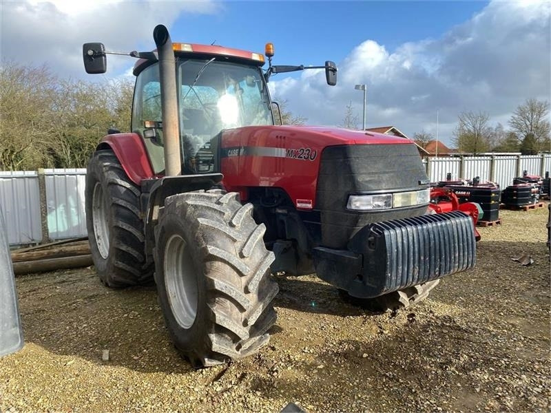 Case IH Magnum MX 230 - 장궤형 트랙터 : 사진 1 Case IH Magnum MX 230 - 장궤형 트랙터 : 사진 1
