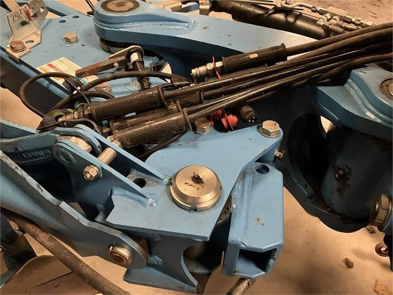 Lemken JUVEL 8VT 5L 100 - 심토경운기 : 사진 3 Lemken JUVEL 8VT 5L 100 - 심토경운기 : 사진 3