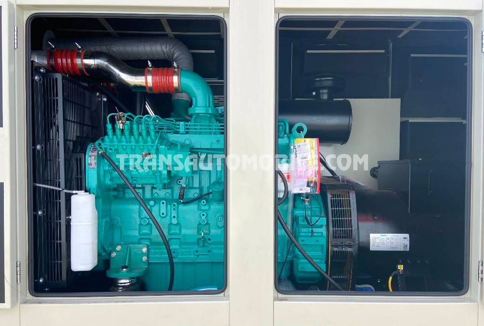 Cummins 220 KVA 34.0L DIESEL - EXPORT OUT EU - 발전기 세트 : 사진 2 Cummins 220 KVA 34.0L DIESEL - EXPORT OUT EU - 발전기 세트 : 사진 2