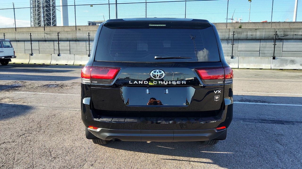 Toyota Land Cruiser 300 V6 VX 7 SEATERS / PLACES 3.5L Petrol Automatic VXVHO - 차량 : 사진 5 Toyota Land Cruiser 300 V6 VX 7 SEATERS / PLACES 3.5L Petrol Automatic VXVHO - 차량 : 사진 5