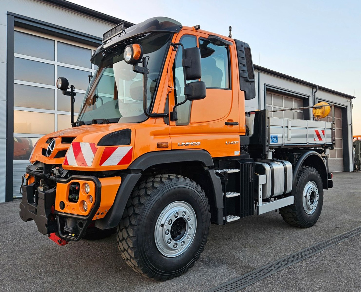 Unimog U427 UGE Euro6 VarioPilot Hydrostat - 덤프트럭 : 사진 1 Unimog U427 UGE Euro6 VarioPilot Hydrostat - 덤프트럭 : 사진 1