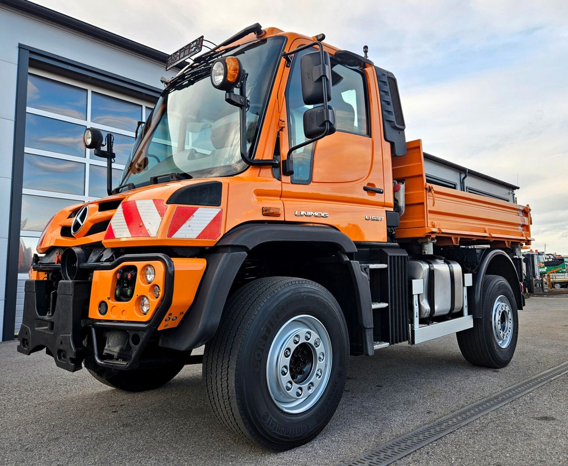Unimog U527 UGE Euro6 VarioPilot Hydrostat - 덤프트럭 : 사진 1 Unimog U527 UGE Euro6 VarioPilot Hydrostat - 덤프트럭 : 사진 1