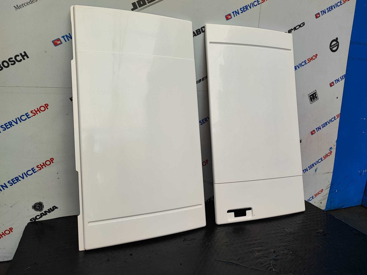 Porte motore frigo Carrier Vector 1550 nuove - 예비 부속 냉장고 유닛 용 : 사진 3 Porte motore frigo Carrier Vector 1550 nuove - 예비 부속 냉장고 유닛 용 : 사진 3