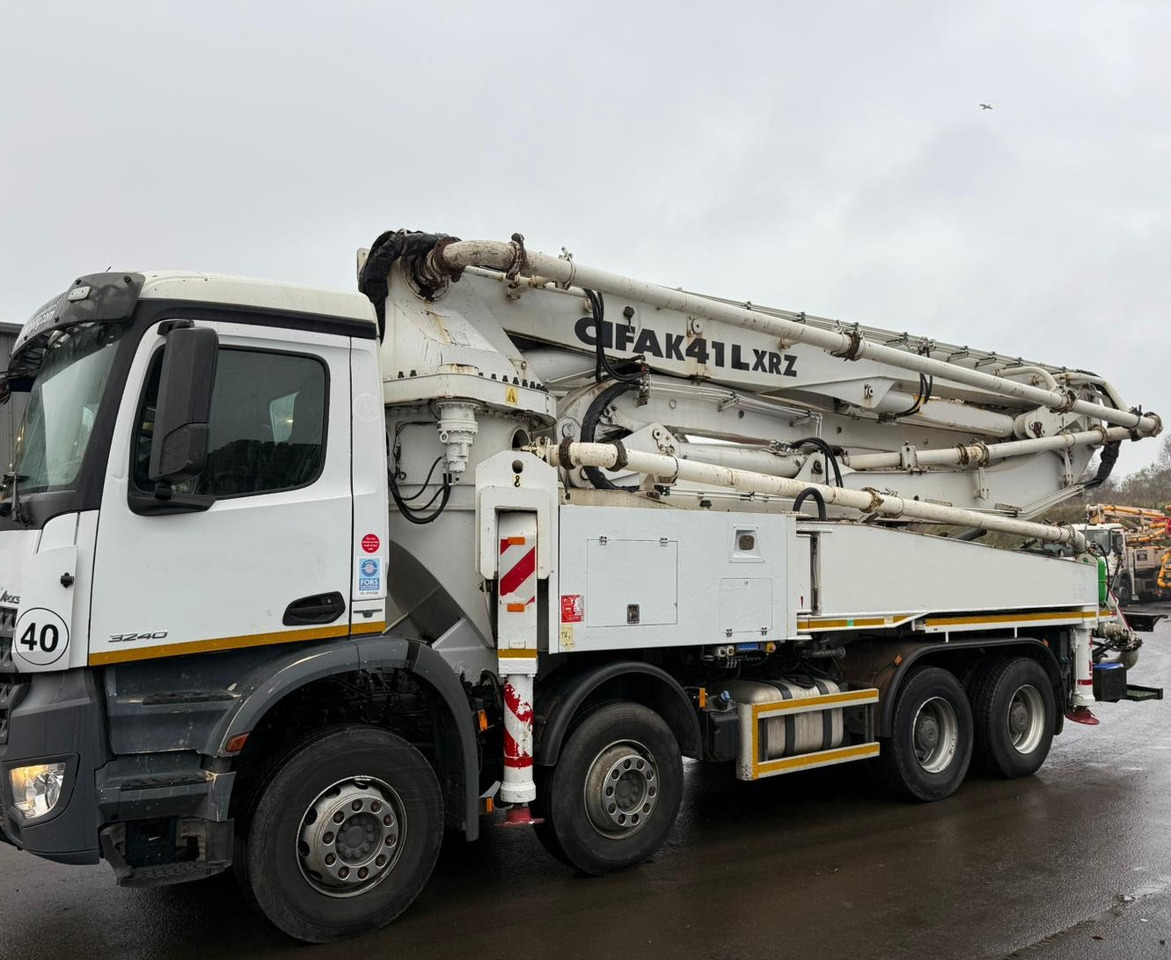 CIFA 41M - 콘크리트 펌프 트럭 : 사진 3 CIFA 41M - 콘크리트 펌프 트럭 : 사진 3