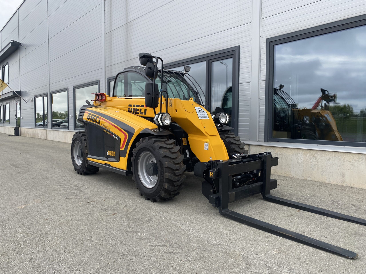 Dieci Mini Agri 20.4 SMART 37 kW - 텔레스코픽 핸들러 : 사진 3 Dieci Mini Agri 20.4 SMART 37 kW - 텔레스코픽 핸들러 : 사진 3