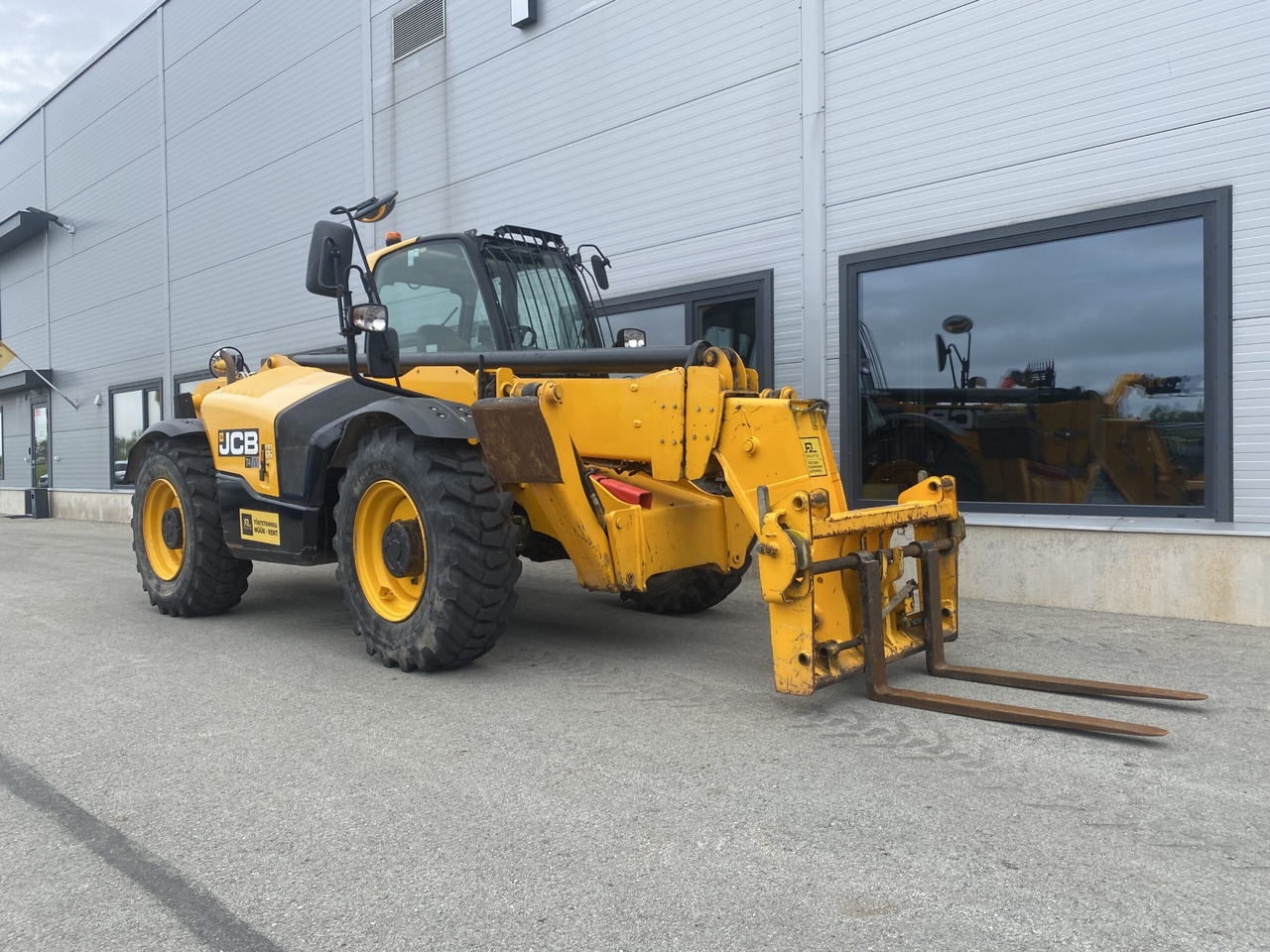 JCB 540-140 - 텔레스코픽 핸들러 : 사진 3 JCB 540-140 - 텔레스코픽 핸들러 : 사진 3