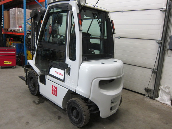 NISSAN Y1D2A20Q - 디젤 지게차 : 사진 5 NISSAN Y1D2A20Q - 디젤 지게차 : 사진 5