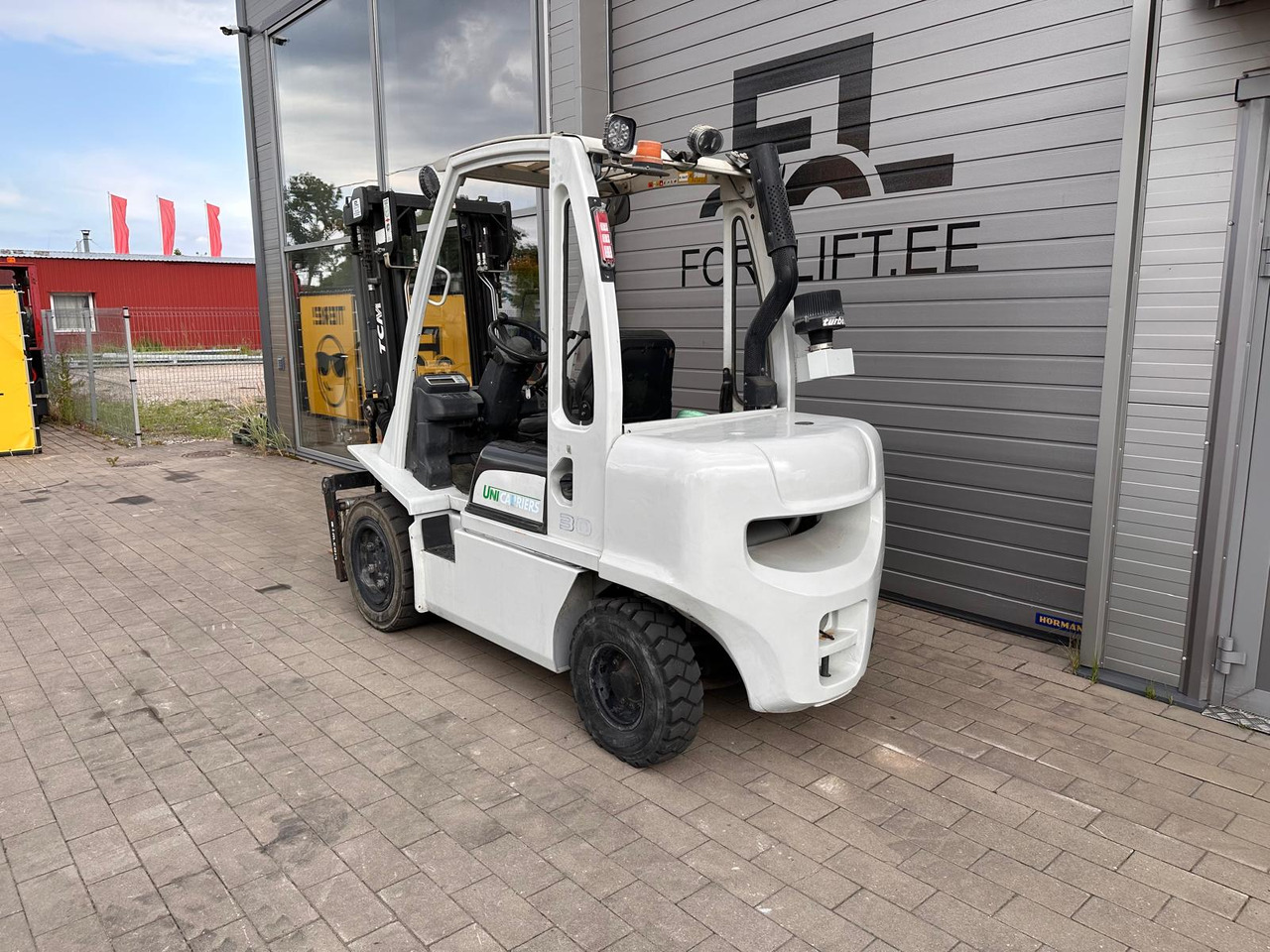 Unicarriers YG1D2A30Q - 디젤 지게차 : 사진 3 Unicarriers YG1D2A30Q - 디젤 지게차 : 사진 3