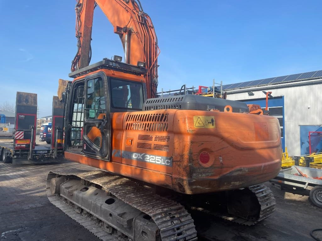 Doosan EXCA  - 크롤러 굴삭기 : 사진 1 Doosan EXCA  - 크롤러 굴삭기 : 사진 1