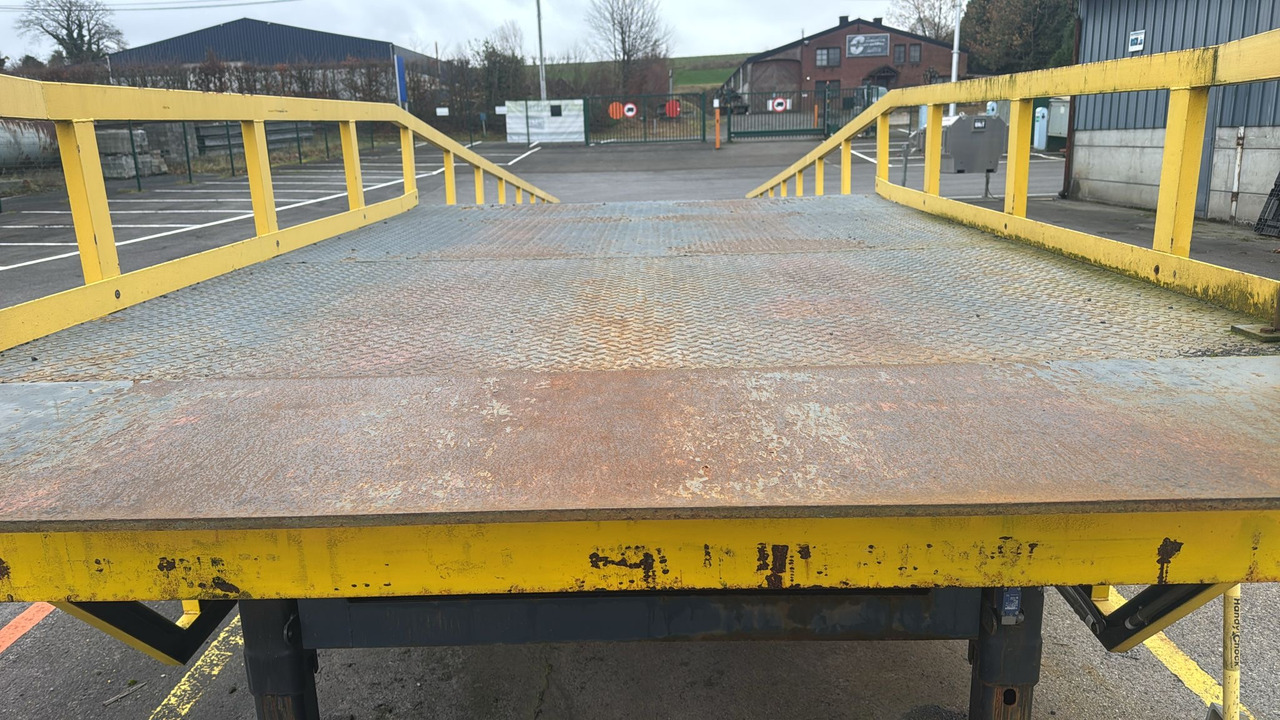 Jost B0203 12,5t - 로딩 램프 : 사진 1 Jost B0203 12,5t - 로딩 램프 : 사진 1