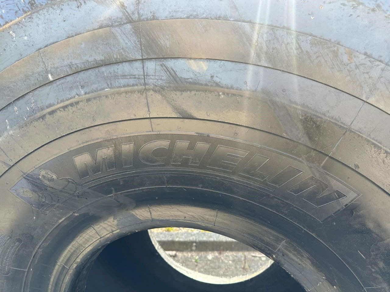 Michelin 29.5R25 Banden tyres - 타이어 : 사진 2 Michelin 29.5R25 Banden tyres - 타이어 : 사진 2