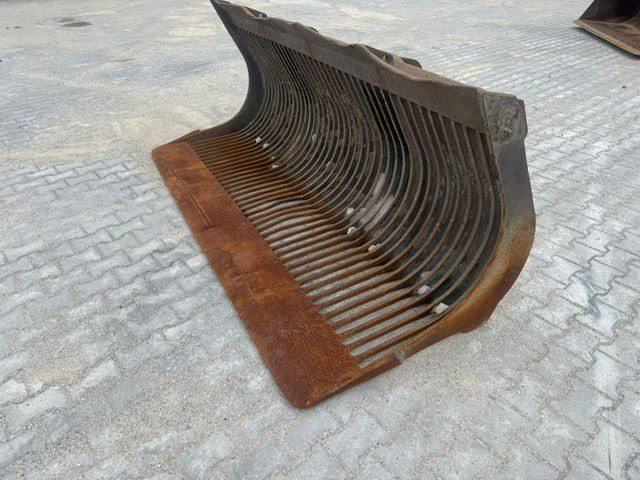 Volvo Puinriek 2700mm Breed L60 L70 L90 L110 - 분류 버킷 : 사진 1 Volvo Puinriek 2700mm Breed L60 L70 L90 L110 - 분류 버킷 : 사진 1