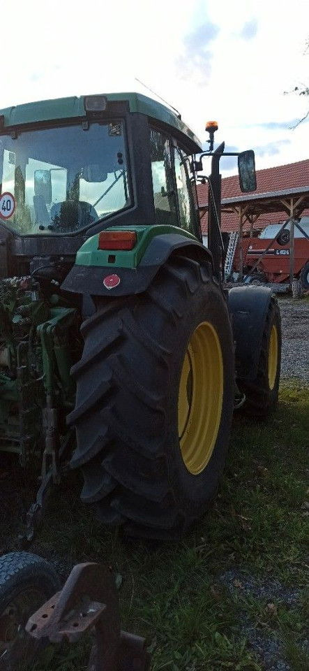 John Deere 6910 - 장궤형 트랙터 : 사진 3 John Deere 6910 - 장궤형 트랙터 : 사진 3