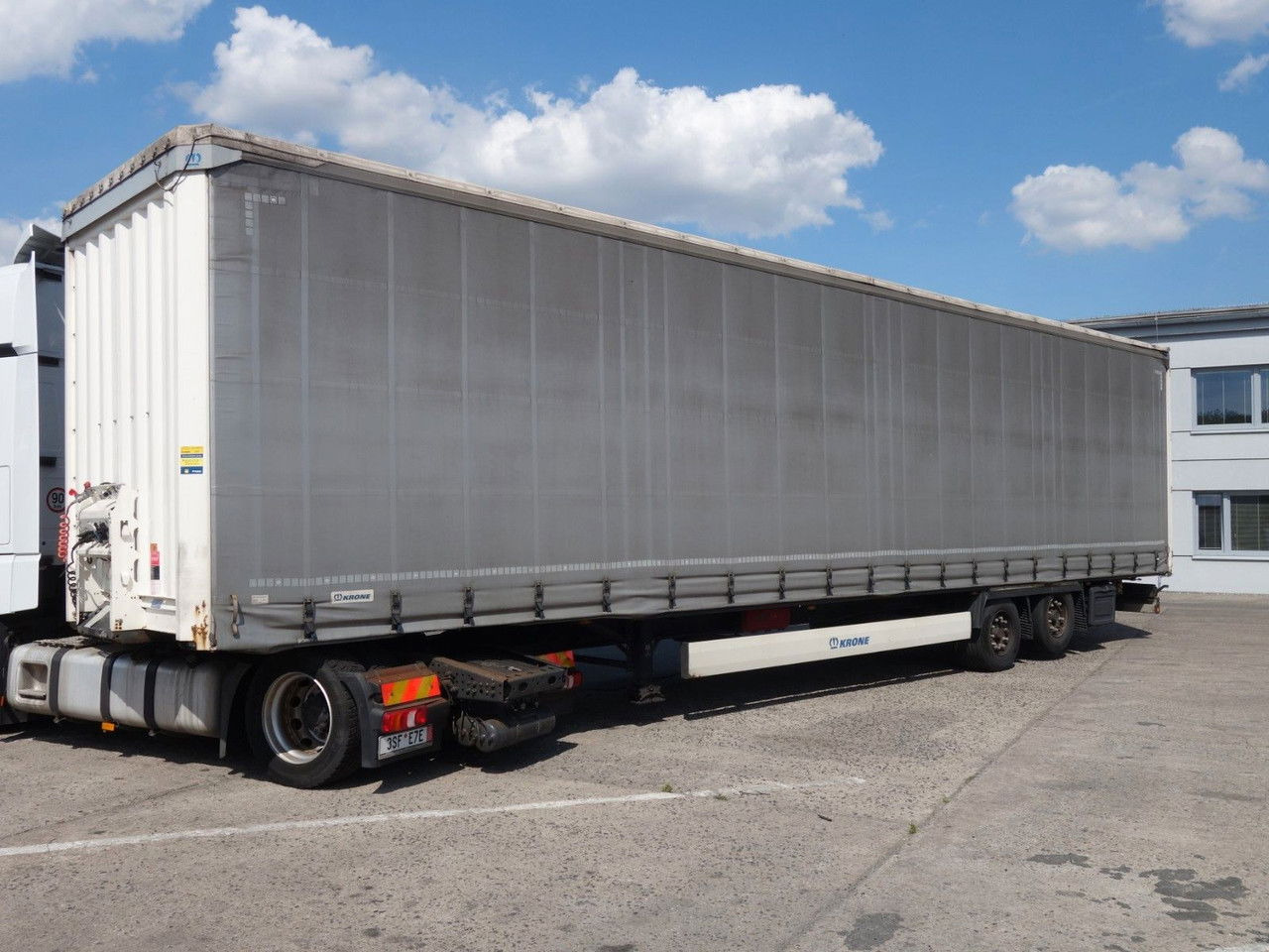 Krone SD Mega 2 Achse, 1 Liftachse, XL SD Mega 2 Achse, 1 Liftachse, XL - 커튼사이더 세미 트레일러 : 사진 3 Krone SD Mega 2 Achse, 1 Liftachse, XL SD Mega 2 Achse, 1 Liftachse, XL - 커튼사이더 세미 트레일러 : 사진 3
