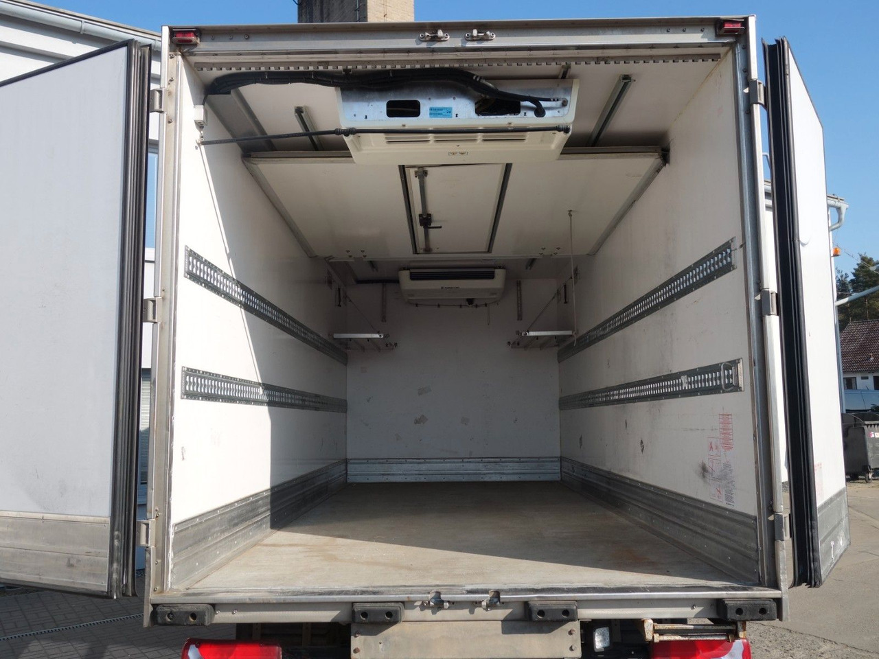 MAN TGL 8.190 mit Thermo King. 2 Temperaturen - 냉동탑차 : 사진 5 MAN TGL 8.190 mit Thermo King. 2 Temperaturen - 냉동탑차 : 사진 5