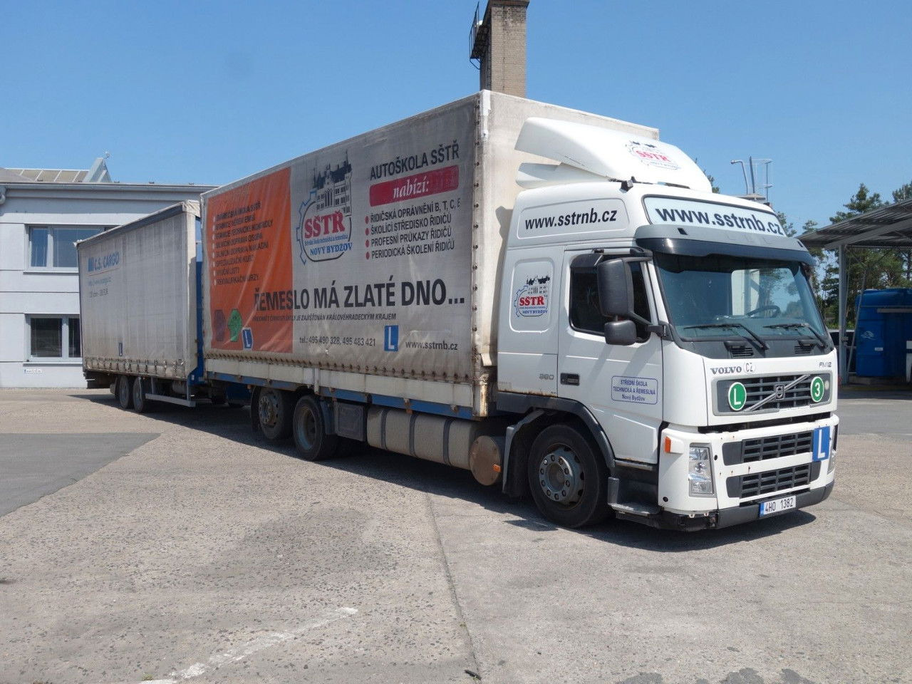 Volvo FM 380 6x2 + Panav Anhänger - 커튼사이더 트럭 : 사진 3 Volvo FM 380 6x2 + Panav Anhänger - 커튼사이더 트럭 : 사진 3