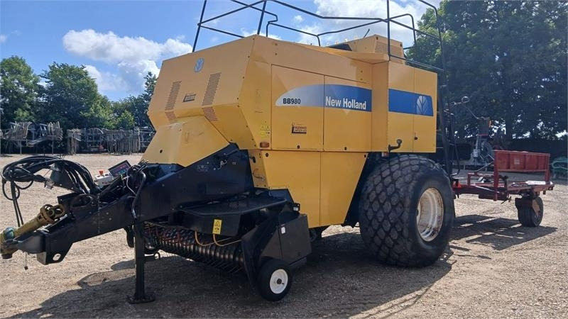New Holland BB980 BB980 - 정사각 베일러 : 사진 5 New Holland BB980 BB980 - 정사각 베일러 : 사진 5
