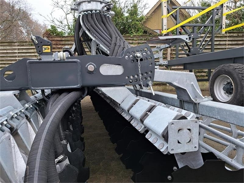 Volmer T-Rubber TRG W601 - 슬러리 탱커 : 사진 4 Volmer T-Rubber TRG W601 - 슬러리 탱커 : 사진 4