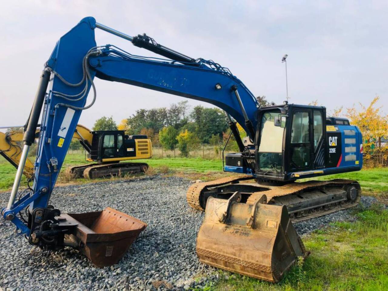 CAT 320 E LN - 크롤러 굴삭기 : 사진 2 CAT 320 E LN - 크롤러 굴삭기 : 사진 2