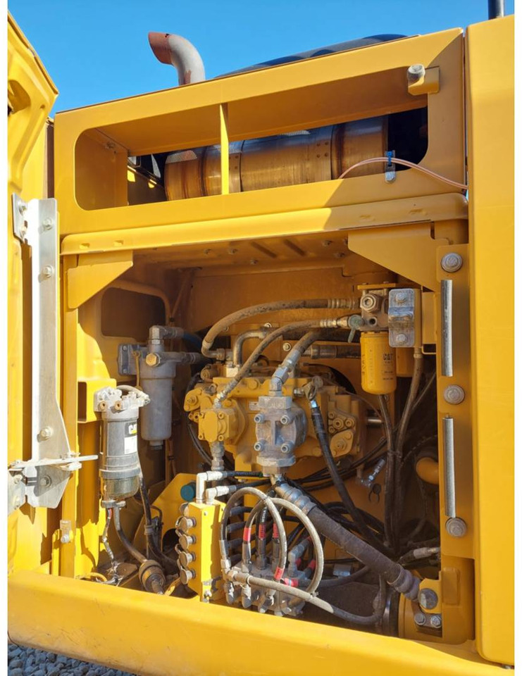 크롤러 굴삭기 CAT 320EL : 사진 9