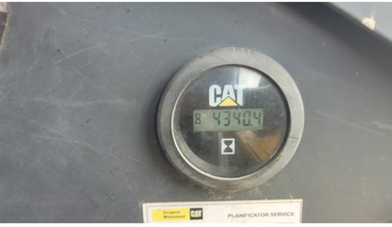 CAT AP-655D - 아스팔트 포장기 : 사진 5 CAT AP-655D - 아스팔트 포장기 : 사진 5
