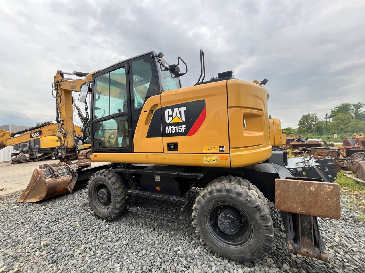 CAT M315F - 휠 굴삭기 : 사진 4 CAT M315F - 휠 굴삭기 : 사진 4