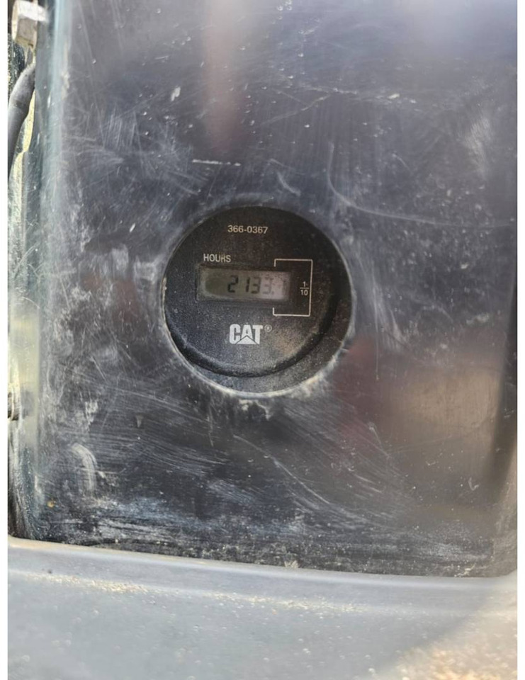 CAT 305.5E2CR - 크롤러 굴삭기 : 사진 5 CAT 305.5E2CR - 크롤러 굴삭기 : 사진 5