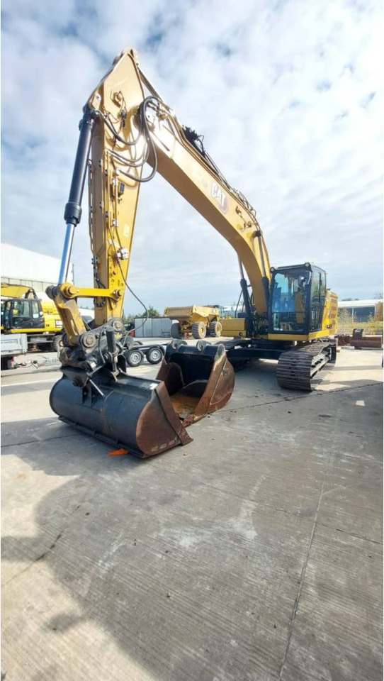CAT 320 - 크롤러 굴삭기 : 사진 1 CAT 320 - 크롤러 굴삭기 : 사진 1