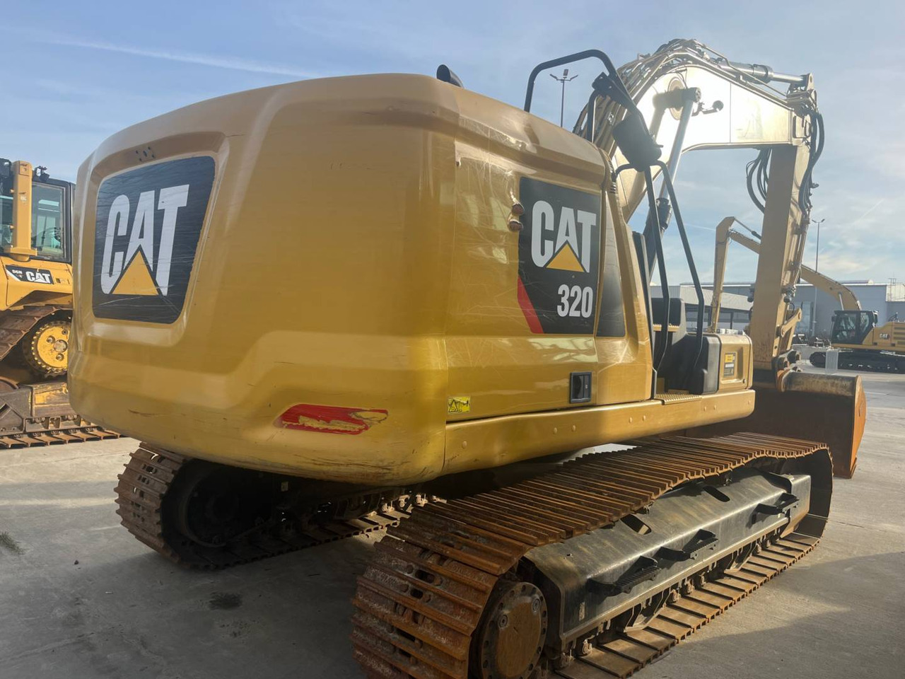 CAT 320 - 크롤러 굴삭기 : 사진 3 CAT 320 - 크롤러 굴삭기 : 사진 3