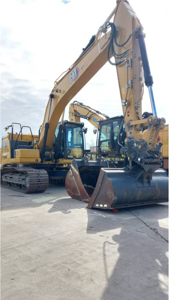 CAT 320 - 크롤러 굴삭기 : 사진 2 CAT 320 - 크롤러 굴삭기 : 사진 2