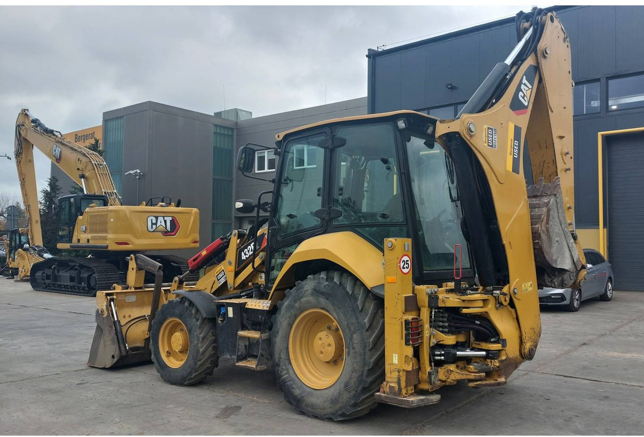 CAT 432F2 - 백호 로더 : 사진 4 CAT 432F2 - 백호 로더 : 사진 4
