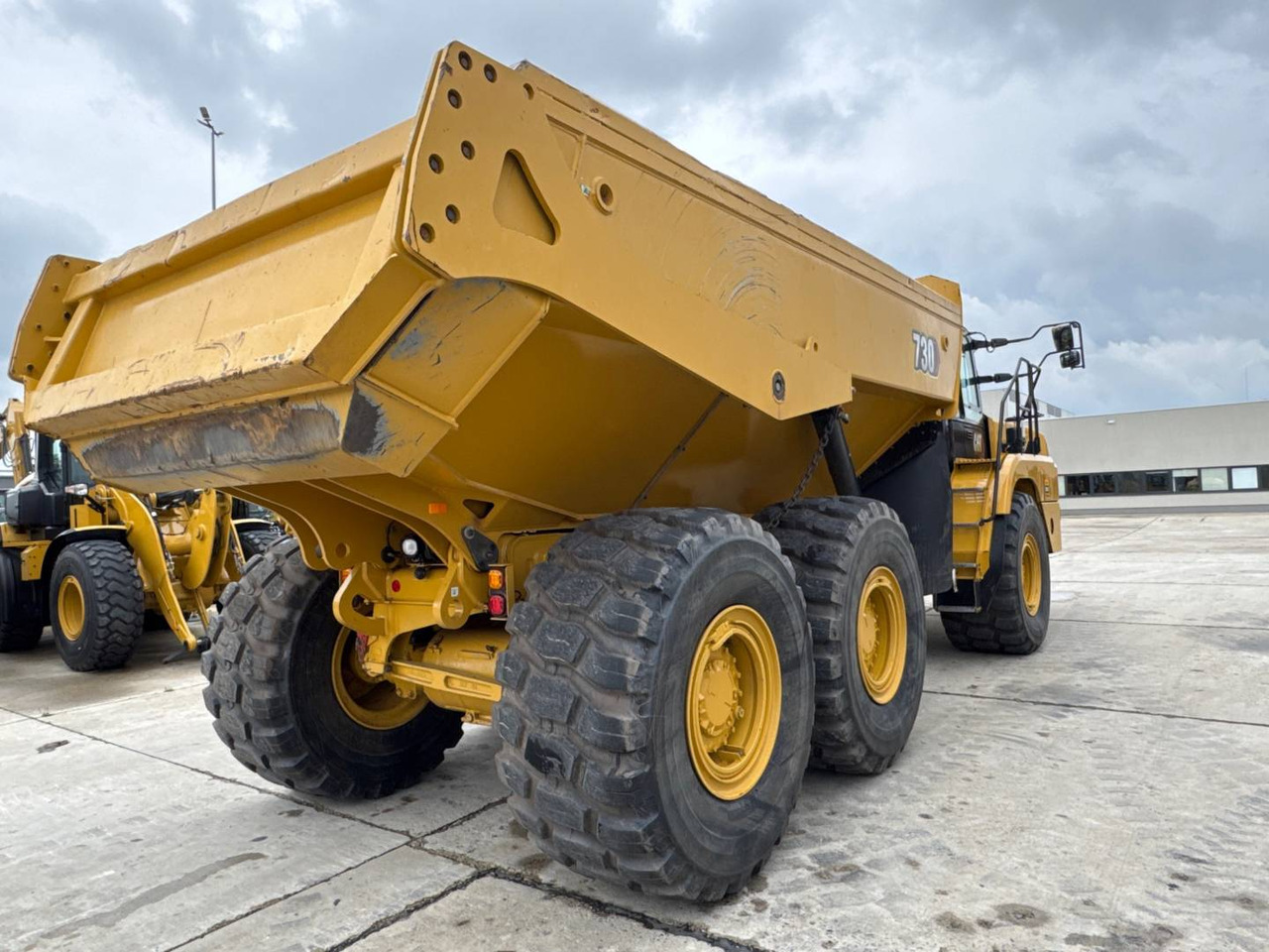 CAT 730 - 관절 덤프 : 사진 3 CAT 730 - 관절 덤프 : 사진 3