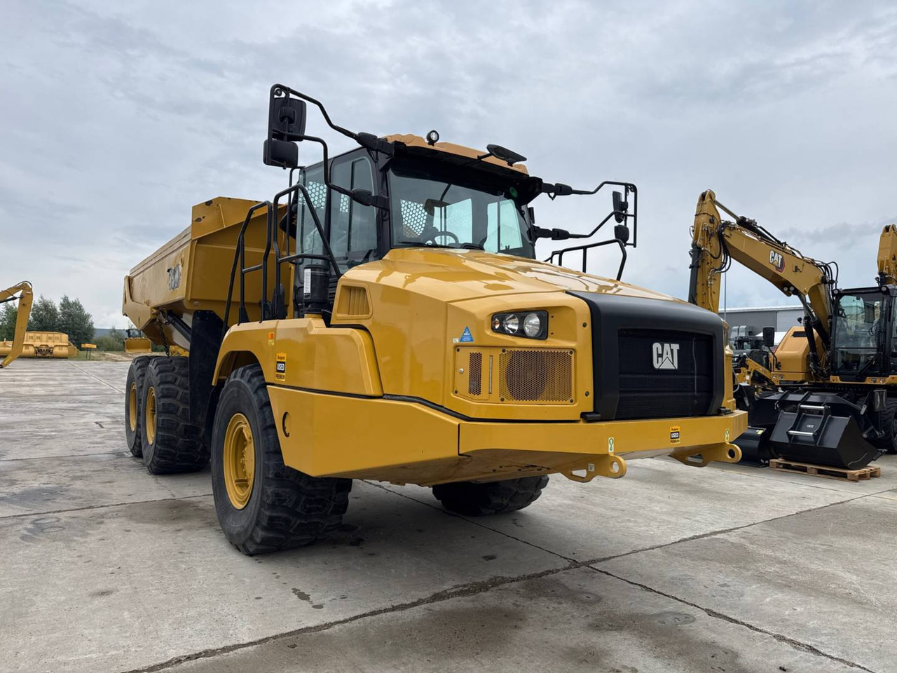CAT 730 - 관절 덤프 : 사진 2 CAT 730 - 관절 덤프 : 사진 2