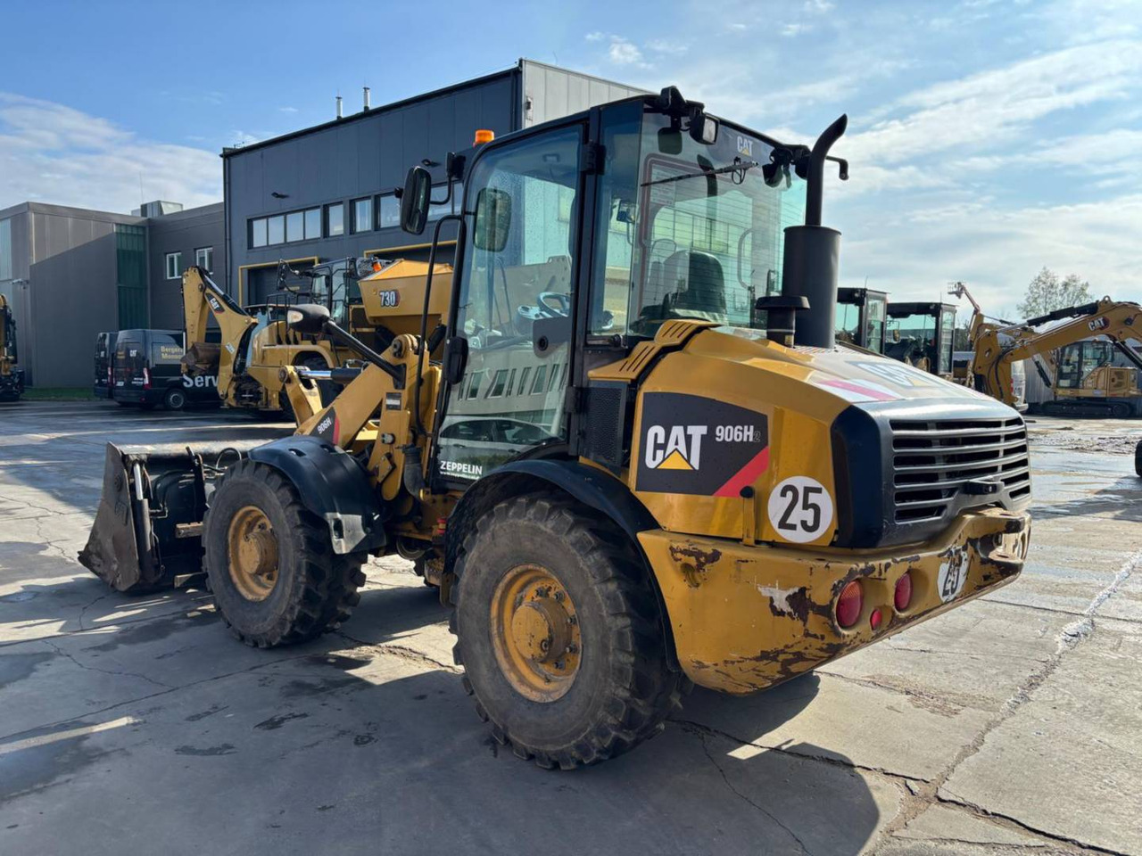CAT 906H2 - 휠 로더 : 사진 4 CAT 906H2 - 휠 로더 : 사진 4