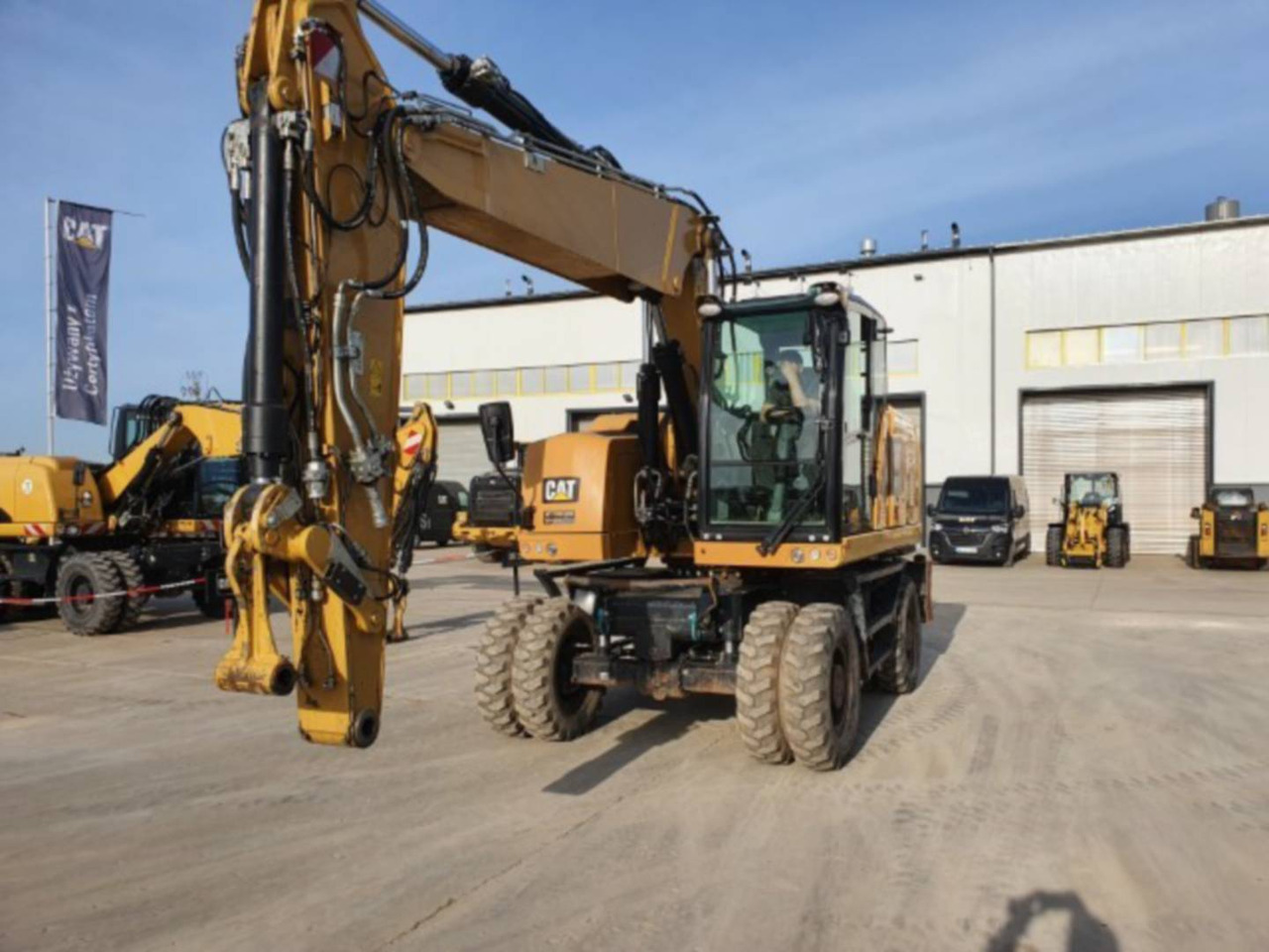 CAT M318F - 휠 굴삭기 : 사진 1 CAT M318F - 휠 굴삭기 : 사진 1