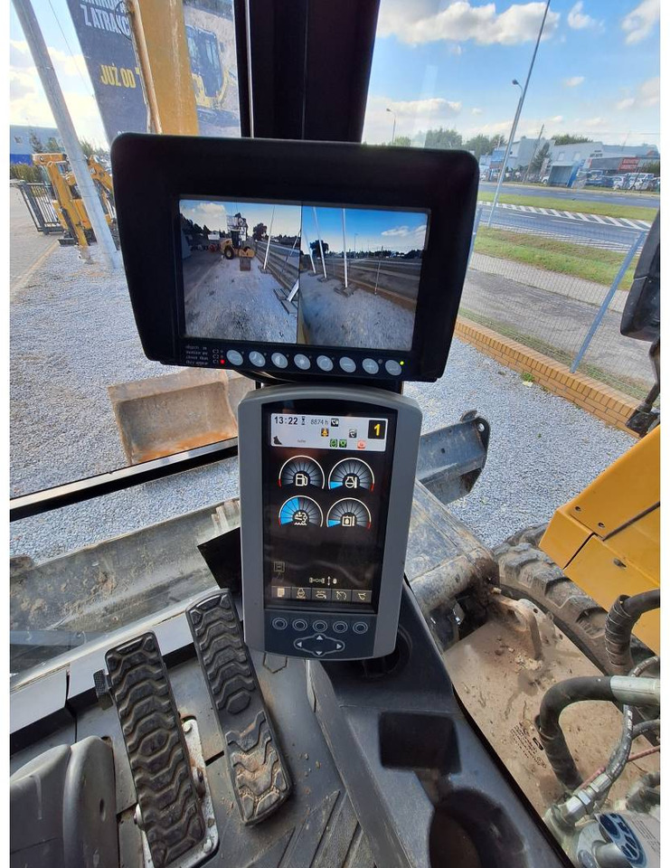 CAT M318F - 휠 굴삭기 : 사진 5 CAT M318F - 휠 굴삭기 : 사진 5