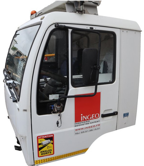 MAN F20L51 L2000 81.60000-7690 - 운전실 및 내부 트럭 용 : 사진 2 MAN F20L51 L2000 81.60000-7690 - 운전실 및 내부 트럭 용 : 사진 2