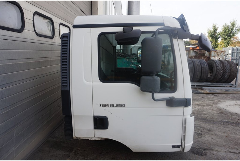 MAN F99L10 TGM 6 CYL 81.60000-7786 - 운전실 및 내부 트럭 용 : 사진 2 MAN F99L10 TGM 6 CYL 81.60000-7786 - 운전실 및 내부 트럭 용 : 사진 2