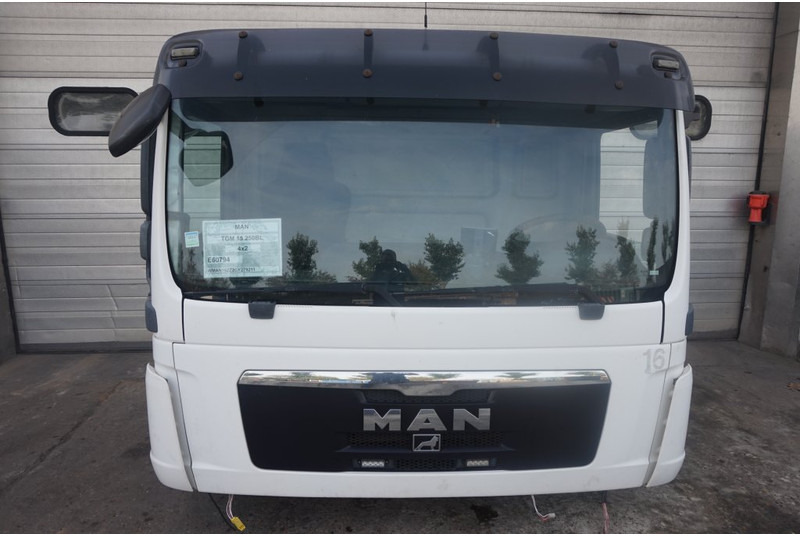 MAN F99L10 TGM 6 CYL 81.60000-7786 - 운전실 및 내부 트럭 용 : 사진 1 MAN F99L10 TGM 6 CYL 81.60000-7786 - 운전실 및 내부 트럭 용 : 사진 1