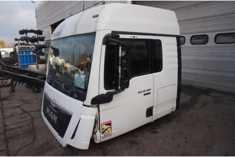MAN F99L47 TGX XLX EURO6 81.60000-7848 - 운전실 및 내부 트럭 용 : 사진 3 MAN F99L47 TGX XLX EURO6 81.60000-7848 - 운전실 및 내부 트럭 용 : 사진 3