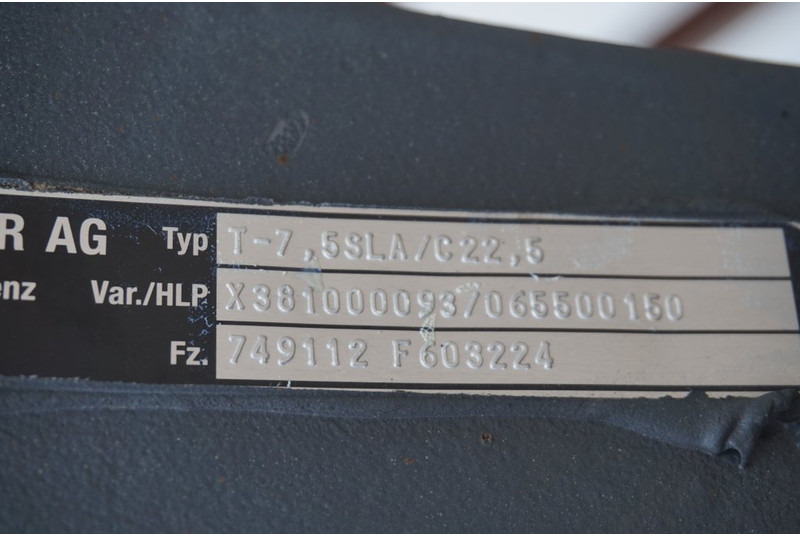 Mercedes-Benz F-8A/C22.5 - 앞 차축 트럭 용 : 사진 4 Mercedes-Benz F-8A/C22.5 - 앞 차축 트럭 용 : 사진 4