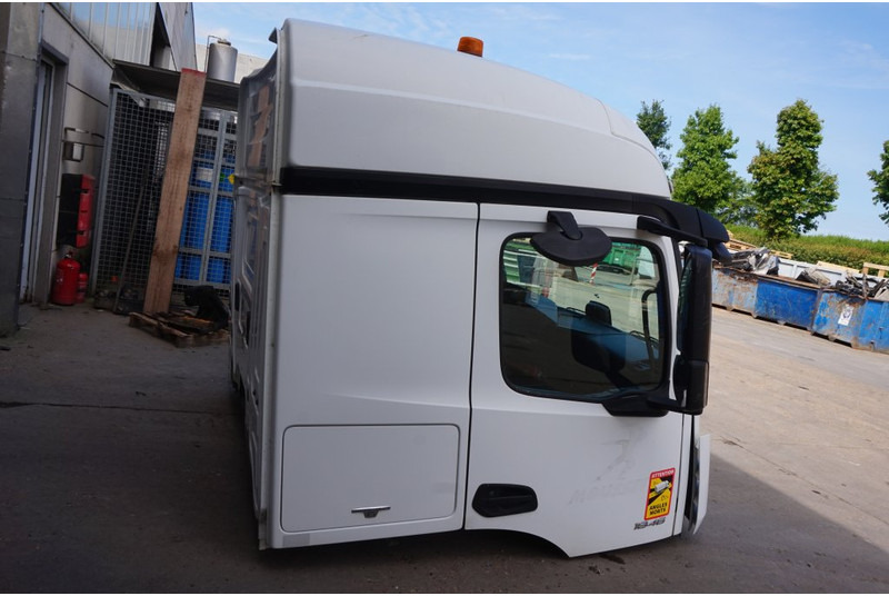 Mercedes-Benz L-STREAMSPACE 2.3MM 320 TUNNEL - 운전실 및 내부 트럭 용 : 사진 3 Mercedes-Benz L-STREAMSPACE 2.3MM 320 TUNNEL - 운전실 및 내부 트럭 용 : 사진 3